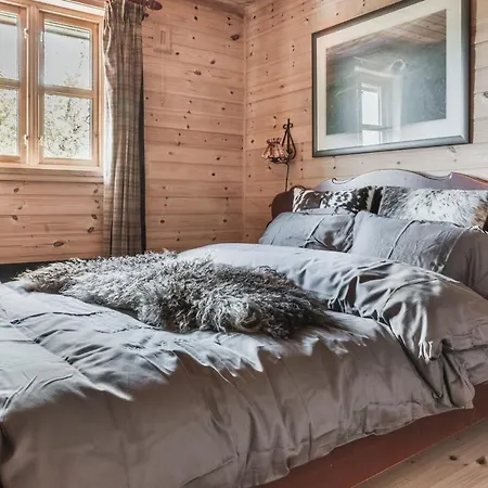 Nyaraló Kvamskogen -lekker Hytte,9 Sengeplasser Og Jacuzzi