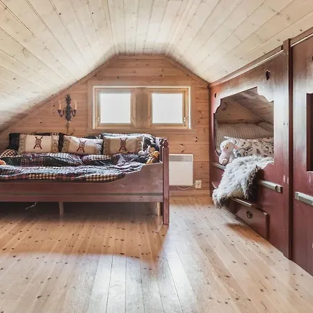 Nyaraló Kvamskogen -lekker Hytte,9 Sengeplasser Og Jacuzzi